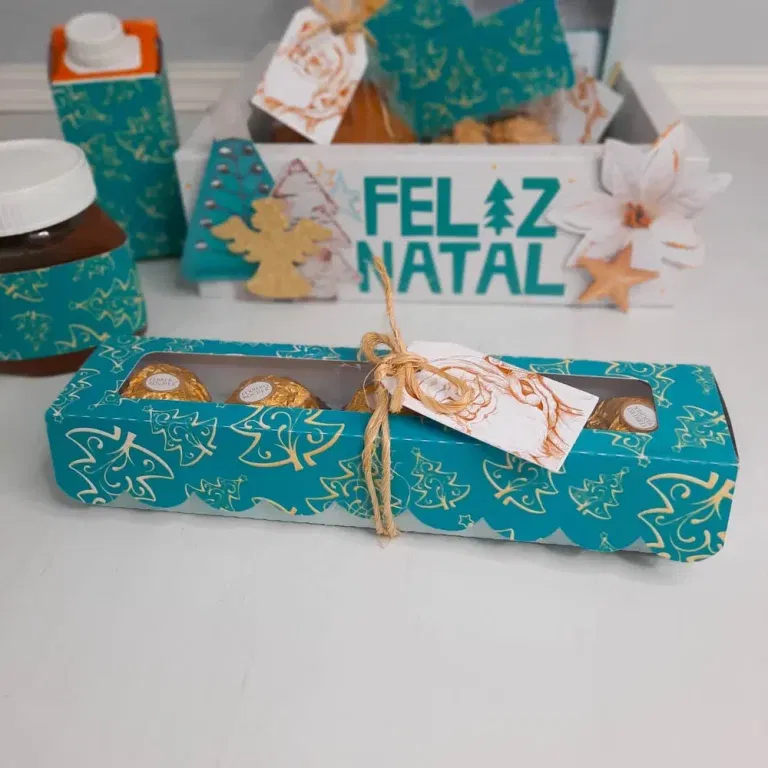 Arquivo digital tema Cesta de Natal nos formatos Studio e PDF para centro de mesa, lembrancinha e decoração natalina para imprimir.