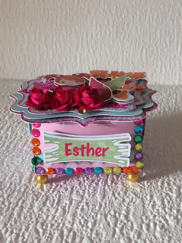 Moldes digitais de Slime para aniversário nos formatos Studio e PDF para impressão de alta qualidade e corte preciso na Silhouette.