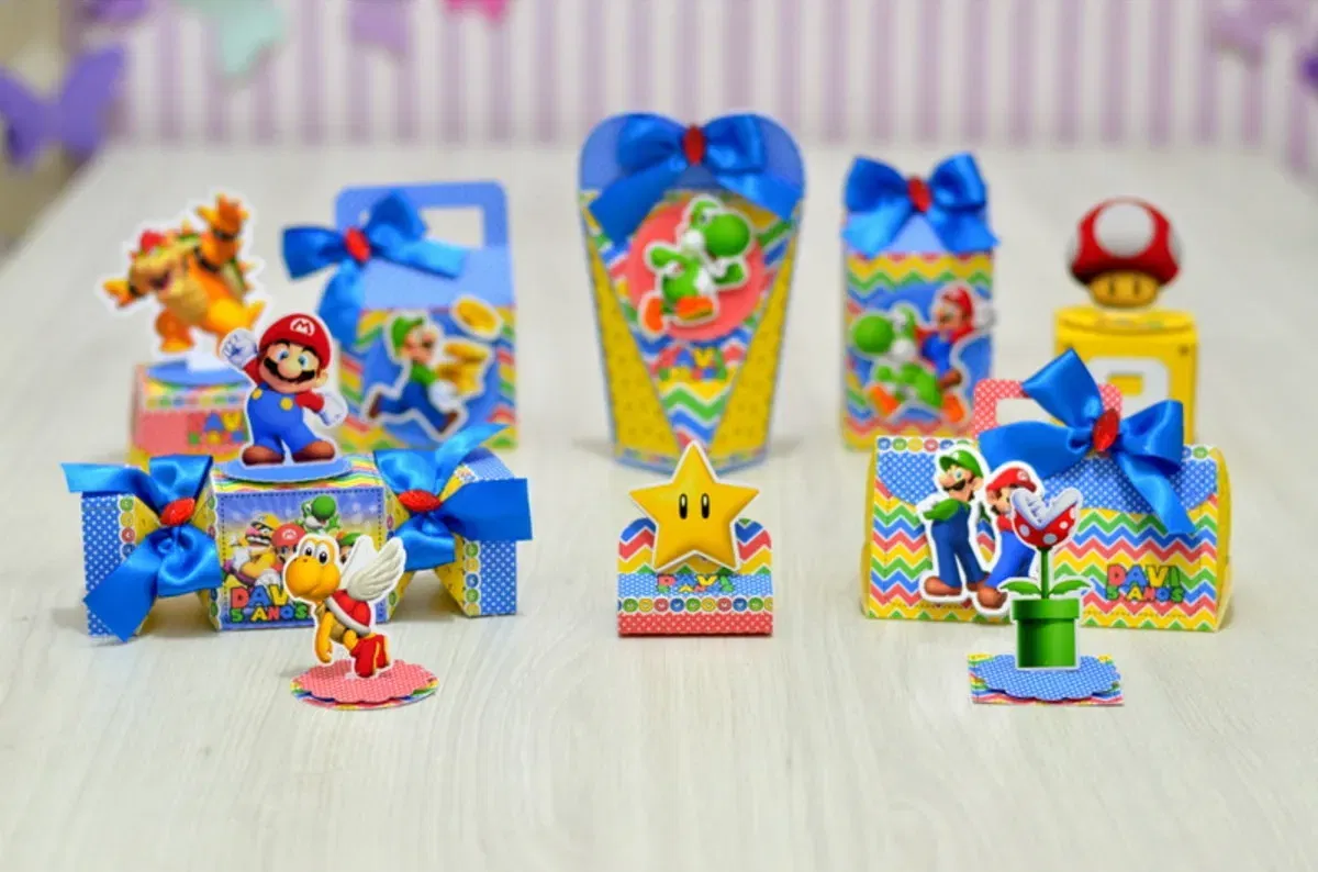 Arquivo digital para festa tema Mario e Luigi no formato Studio para topo de bolo e itens de decoração para imprimir e recortar na Silhouette.