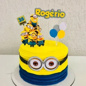 Arquivo digital de topo de bolo dos Minions no formato Studio para máquinas de corte Silhouette, ideal para personalizados de aniversário e decoração de festas infantis.
