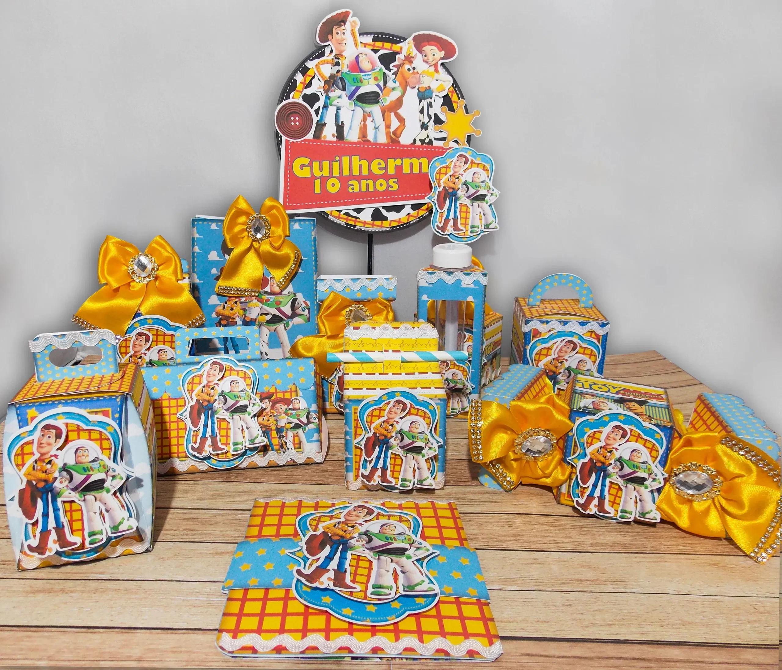 Arquivo Painel Redondo Toy Story Studio e Pdf