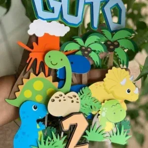 Arquivo de corte digital para topper de bolo no tema Dinossauros no formato Studio para máquinas Silhouette, ideal para decoração de festas infantis e aniversários.