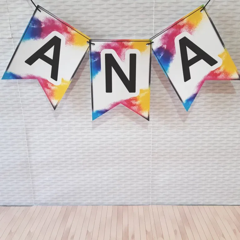 Arquivo de corte digital para topper de bolo e itens de decoração tema Now United nos formatos Studio, PNG e PDF para Silhouette.