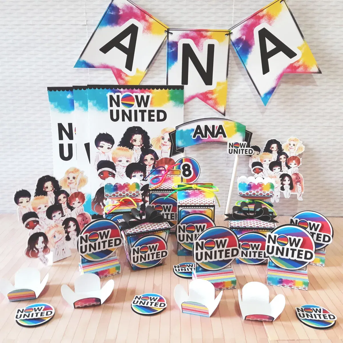 Arquivo digital tema Now United nos formatos Studio, PNG e PDF para decoração de festa para imprimir e recortar na Silhouette ou tesoura.