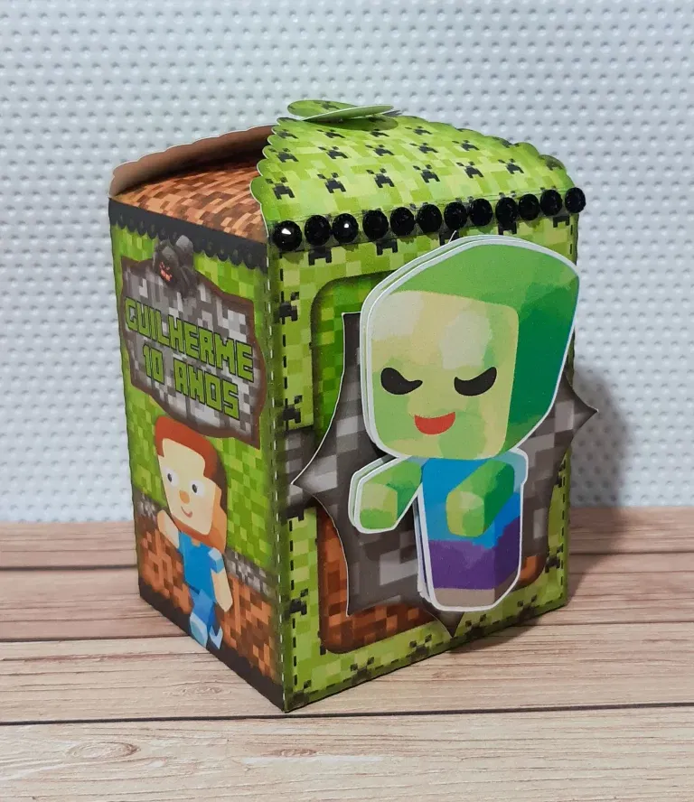 Arquivo para caixinhas de doces e personalizados Minecraft nos formatos Studio e PDF, pronto para imprimir e recortar na Silhouette ou tesoura.