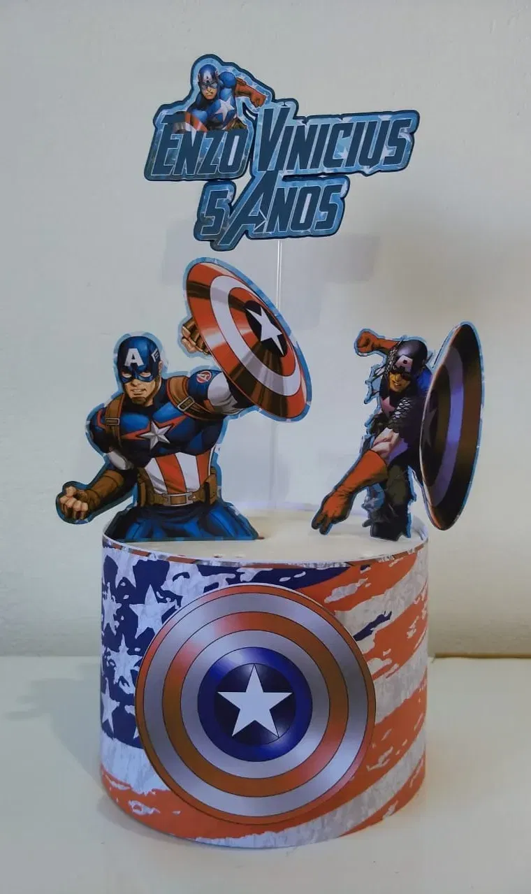 Conjunto de arquivos digitais tema Capitão América para centros de mesa para imprimir e recortar nos formatos Studio e PDF.