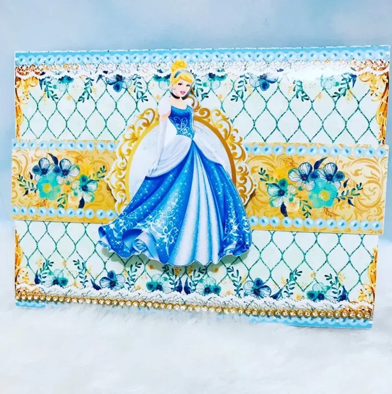 Arquivo de Cinderela para recortar no formato PDF e Studio ideal para decoração de mesas e festas de aniversário ou mesversário infantil.