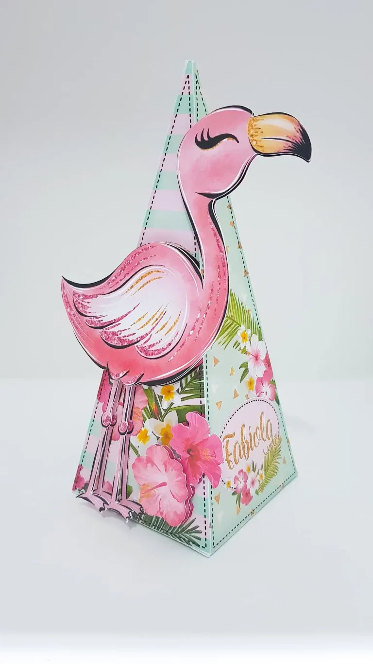 Conjunto de arquivos digitais tema Flamingo para festa tropical para imprimir e recortar nos formatos Studio, PNG e PDF.