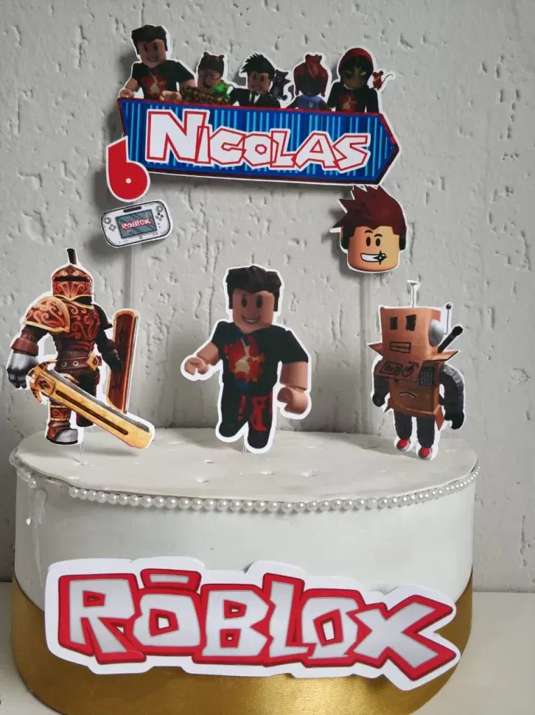 Conjunto de arquivos digitais tema Roblox para festa simples para imprimir e recortar nos formatos Studio e PDF para topo de bolo.
