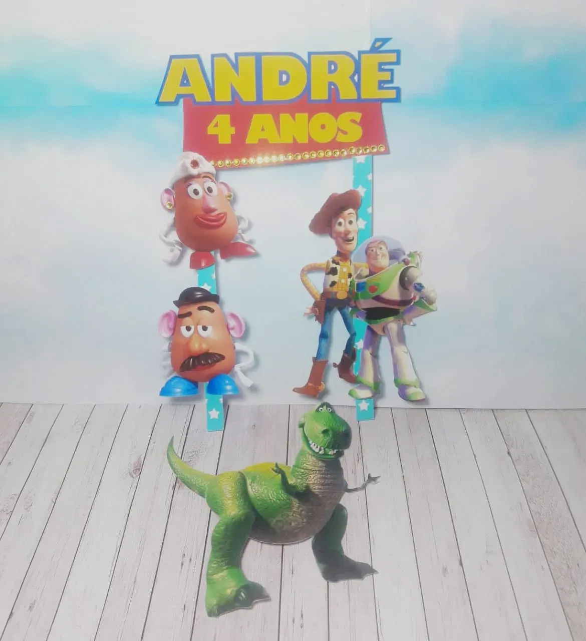 Moldes digitais de Toy Story para festa de aniversário no formato Studio para impressão de alta qualidade e corte preciso.