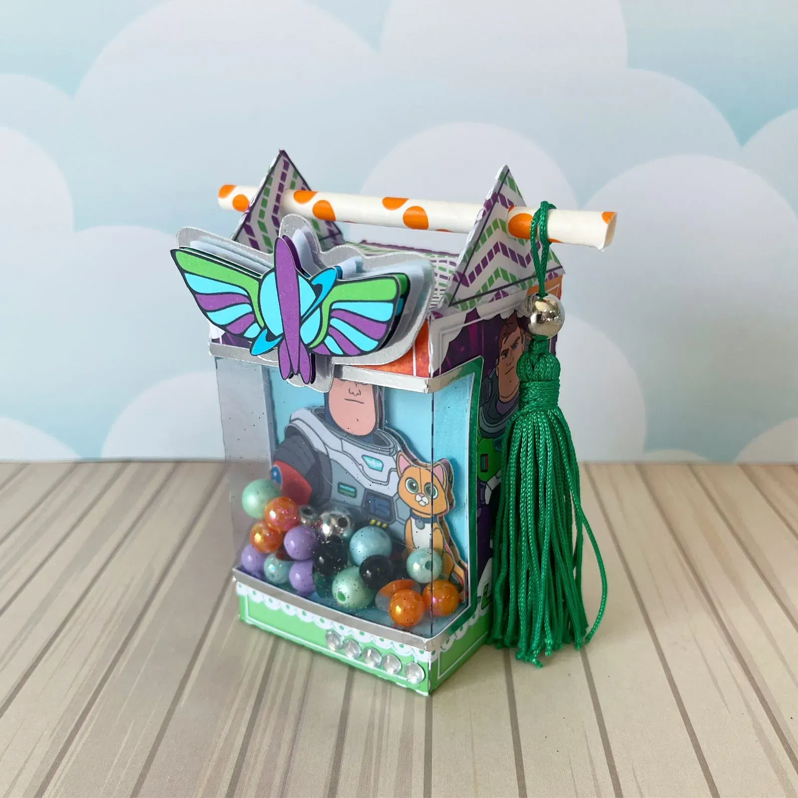 Moldes digitais de Buzz para festa nos formatos Studio, PNG e PDF para imprimir com alta qualidade e corte preciso na Silhouette.