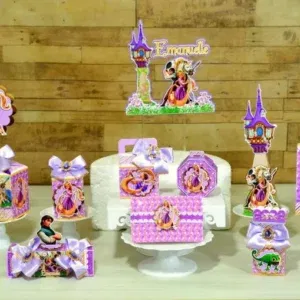 Molde de topo de bolo temático Enrolados nos formatos Studio e PDF para impressão em alta resolução e decoração de festas de aniversário.