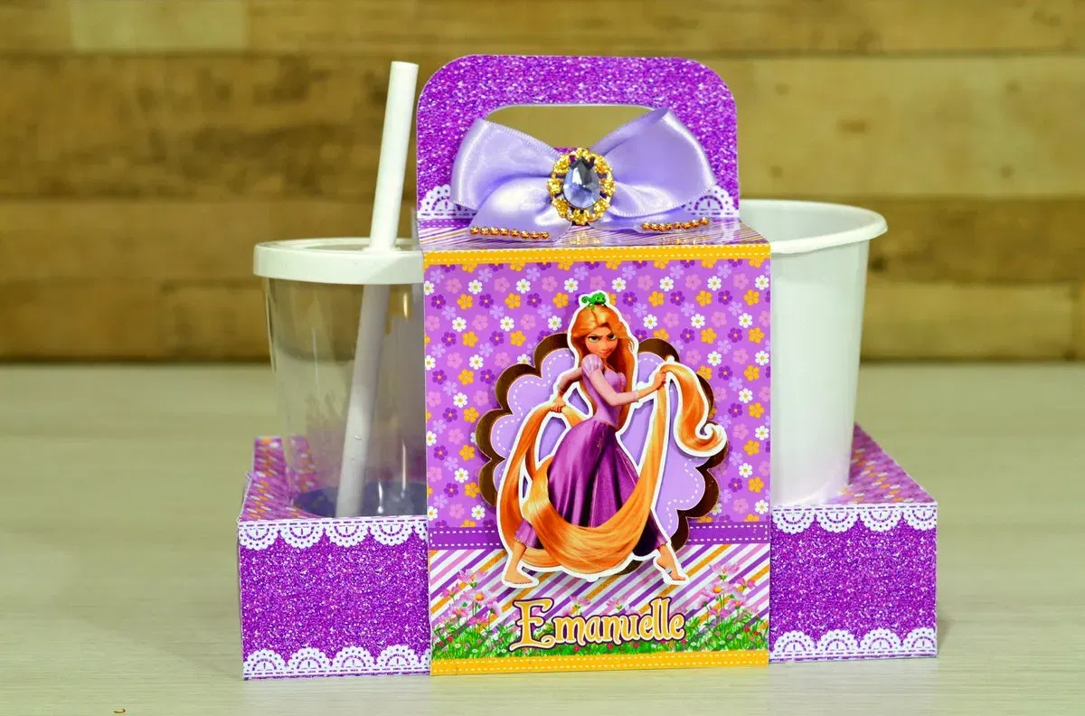 Moldes digitais de aniversário tema Enrolados nos formatos Studio e PDF para impressão de alta resolução e decoração de festas infantis.