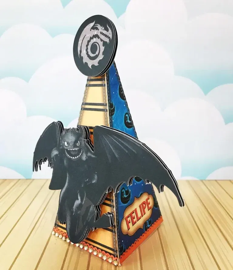 Arquivo de corte digital tema Como Treinar Seu Dragão no formato Studio para máquinas Silhouette, ideal para criação de personalizados e decoração de festas infantis.