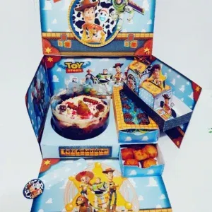 Arquivo de corte digital para itens de festa na caixa e topper tema Toy Story nos formatos Studio e PDF para Silhouette.