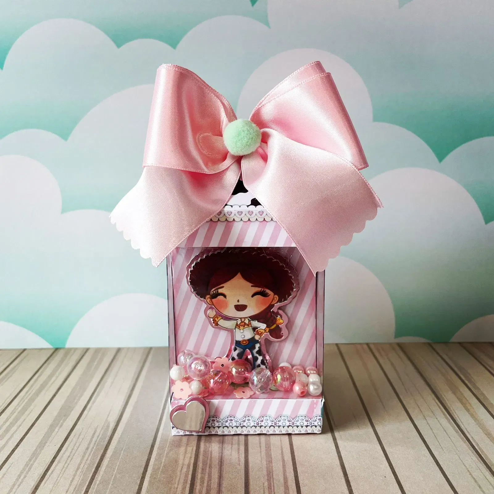 Arquivo de Toy Story Menina para recortar nos formatos PDF, PNG e Studio ideal para decoração de mesas e mesversários.