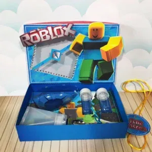 Arquivo digital kit mini confeiteiro tema Roblox nos formatos Studio, PNG e PDF para imprimir e recortar na Silhouette ou tesoura.