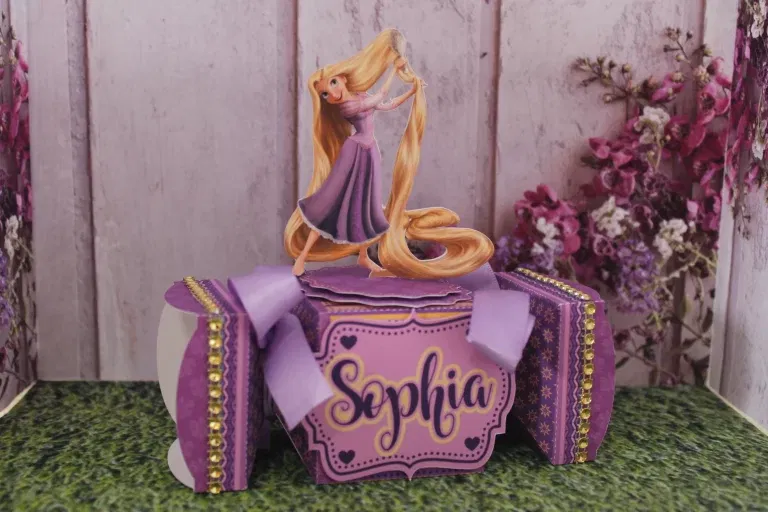 Molde de topo de bolo tema Enrolados para Silhouette Studio com impressão em alta resolução e decoração de festas de aniversário de princesas.