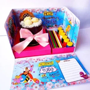 Arquivo de corte digital para festa na caixa no tema Alice no País das Maravilhas nos formatos Studio e PDF para máquinas Silhouette ou tesoura, ideal para kits de aniversário e presentes personalizados.