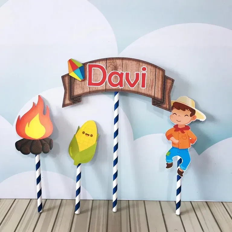 Arquivo de corte para caixas temáticas e decoração de aniversário junino nos formatos Studio, PNG e PDF, ideal para festas de luxo e eventos.