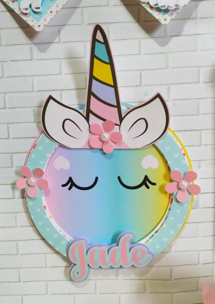 Arquivo de corte digital tema festa infantil unicórnio simples nos formatos Studio, PNG e PDF para máquinas Silhouette ou tesoura, ideal para personalizados práticos.