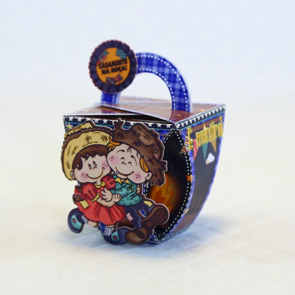 Arquivo para topo de bolo e itens de papelaria tema festa junina decoração simples nos formatos Studio e PDF, pronto para imprimir e recortar.