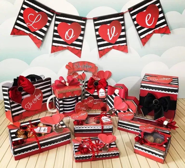 Enfeites Tema Dia dos Namorados